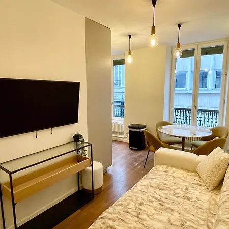 Champs-elysees Executive *